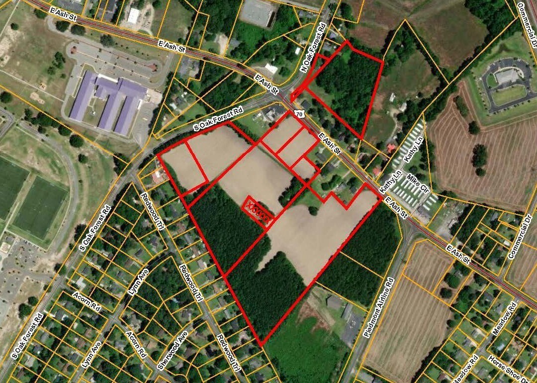 E. Ash Street and S. Oak Forest Road, Goldsboro, NC à vendre Photo principale– Image 1 sur 2