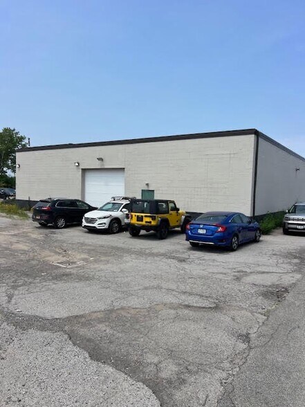 555 Orchard Park Rd, West Seneca, NY à louer - Photo de l’immeuble – Image 2 sur 7