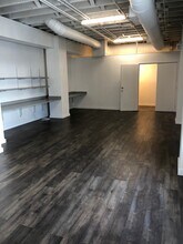 130 Miracle Mile, Coral Gables, FL à louer Photo intérieure– Image 1 sur 7