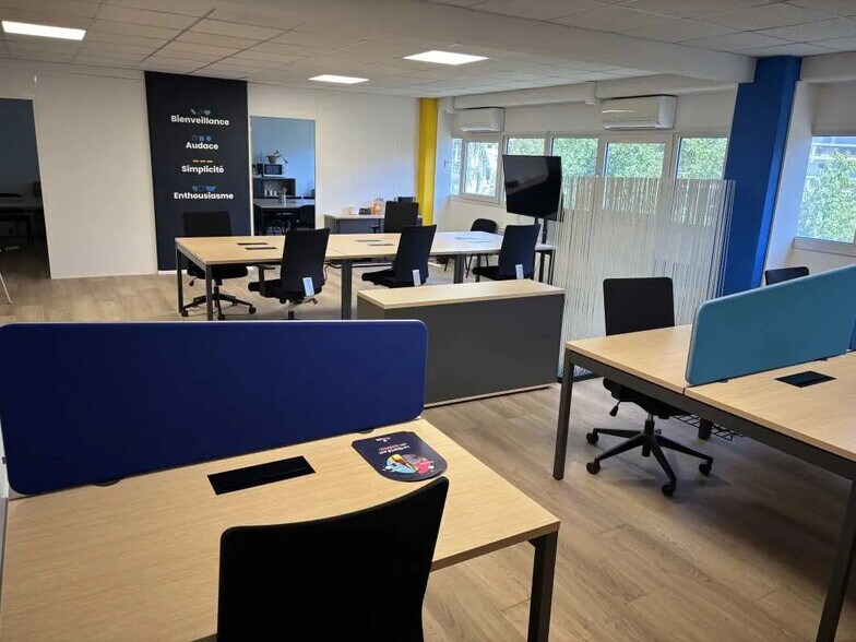 Bureau dans Lyon à louer - Photo de l’immeuble – Image 1 sur 6