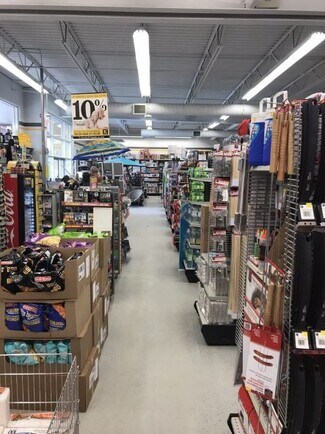 Plus de détails pour 503 St Brassard, Saint-michel-des-saints, QC - Local commercial à vendre