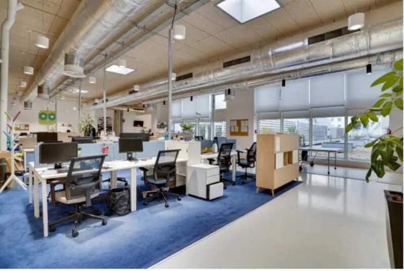 Bureau dans Montreuil à louer - Photo de l’immeuble – Image 2 sur 8