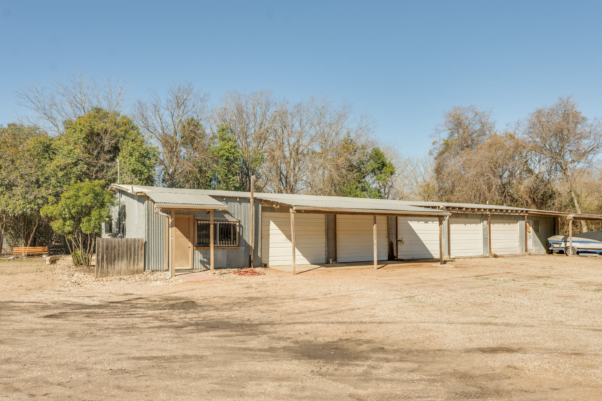 7310 Sherwood Rd, Austin, TX à louer Photo de l’immeuble– Image 1 sur 21