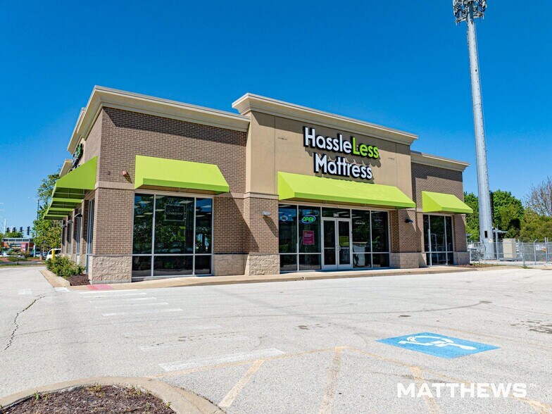 1044 S Route 59, Naperville, IL à vendre - Photo de l’immeuble – Image 1 sur 3