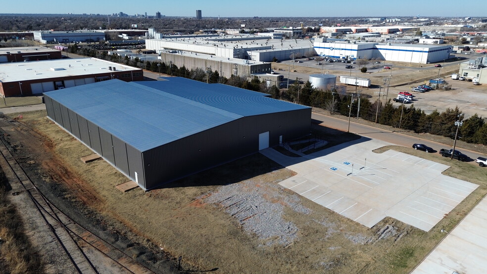 200 NE 34th St, Oklahoma City, OK à louer - Photo de l’immeuble – Image 3 sur 9
