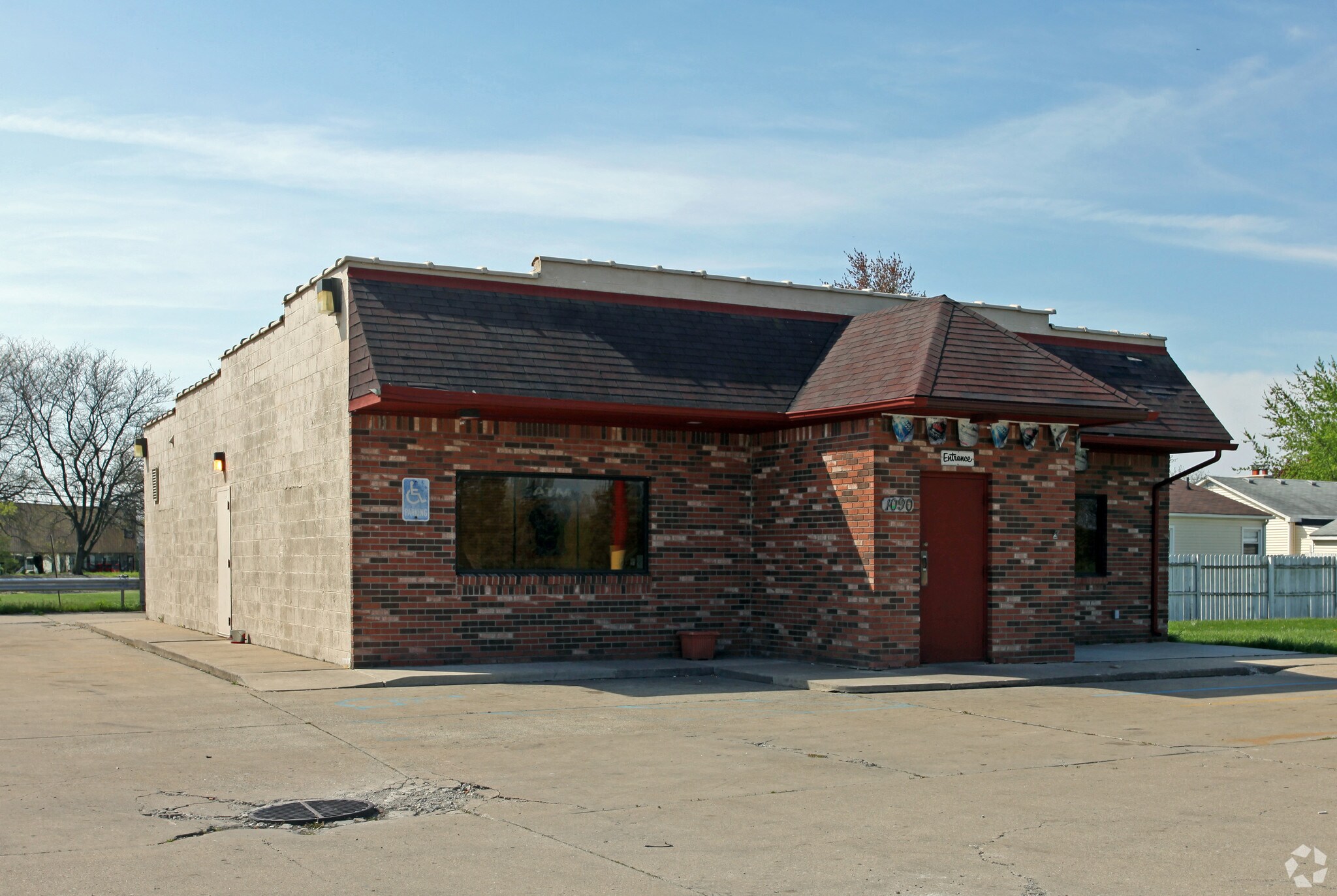 1090 N Dixie Hwy, Monroe, MI à vendre Photo principale– Image 1 sur 14