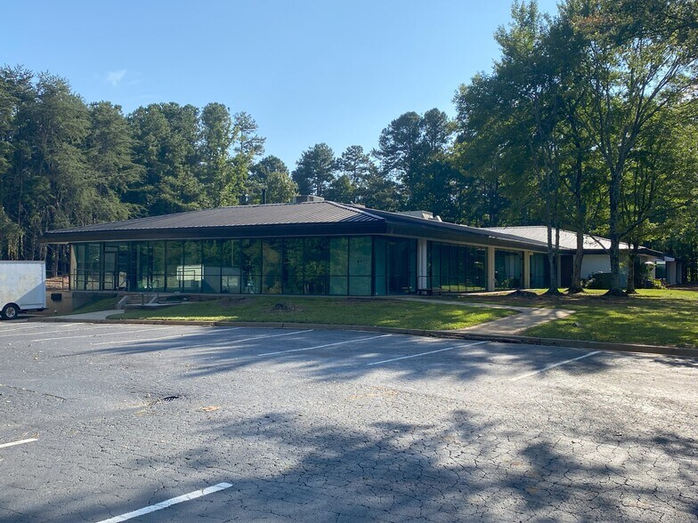 5000 McGinnis Ferry Rd, Alpharetta, GA à vendre - Photo de l’immeuble – Image 3 sur 18