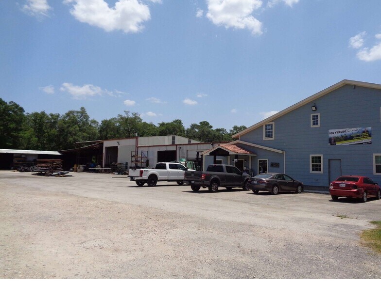 16911 Pickering Rd, Conroe, TX à vendre - Photo de l’immeuble – Image 2 sur 23