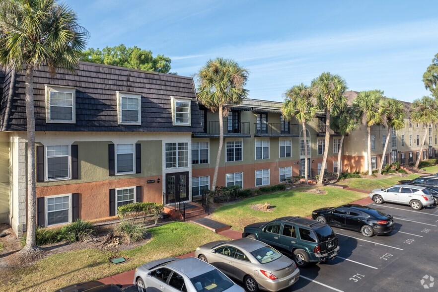4013 Dijon Dr, Orlando, FL à vendre - Photo principale – Image 1 sur 1