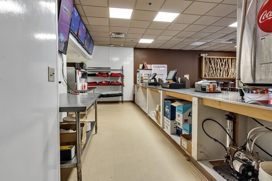 2-85 Bristol Ln, Ellicottville, NY à louer - Photo de l’immeuble – Image 2 sur 152