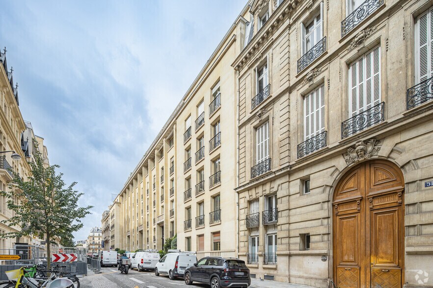 45-49 rue de Monceau, Paris à louer - Photo de l’immeuble – Image 2 sur 3