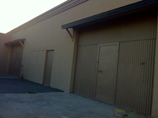 1651-1665 N Glassell St, Orange, CA à louer - Photo de l’immeuble – Image 1 sur 5