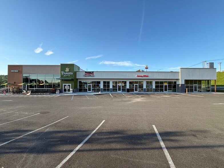 TBD Middletown Loop Rd, White Hall, WV à louer - Photo de l’immeuble – Image 2 sur 14