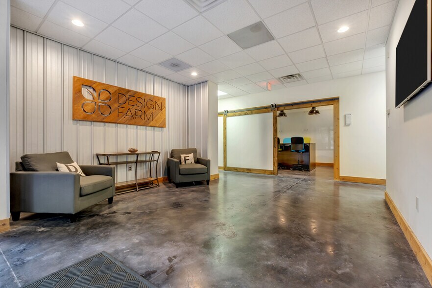 1917 Commonwealth Ln, Tallahassee, FL à louer - Photo de l’immeuble – Image 2 sur 29