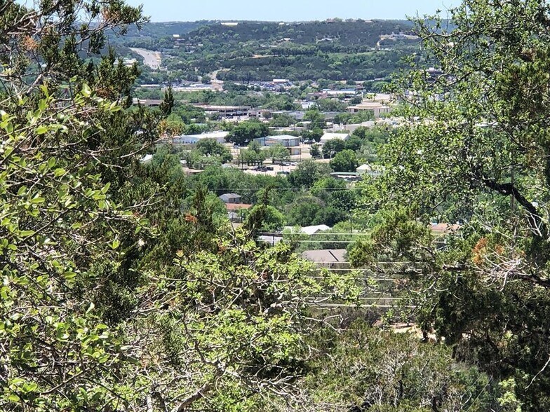 300 Holdsworth dr, Kerrville, TX à vendre - Photo de l’immeuble – Image 2 sur 7