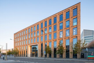 Plus de détails pour Brunel Way, Slough - Bureau à louer