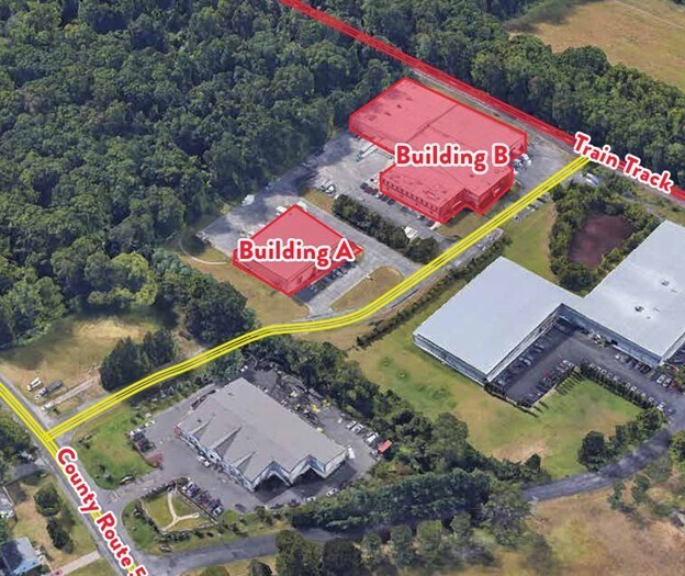 225 County Road 522, Manalapan Township, NJ à vendre - Photo de l’immeuble – Image 2 sur 10