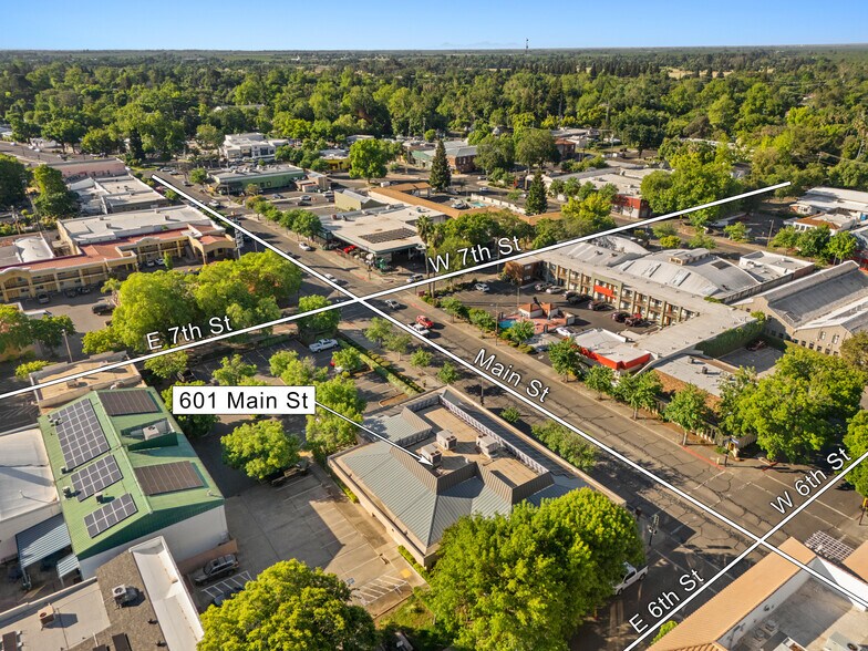 601 Main St, Chico, CA à vendre - Photo de l’immeuble – Image 2 sur 11