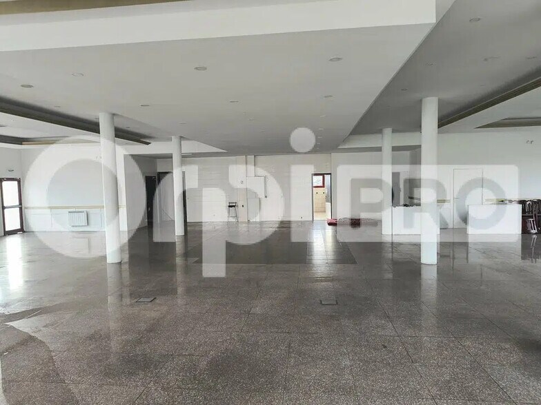 Local d'activités dans Reims à vendre - Photo intérieure – Image 2 sur 6