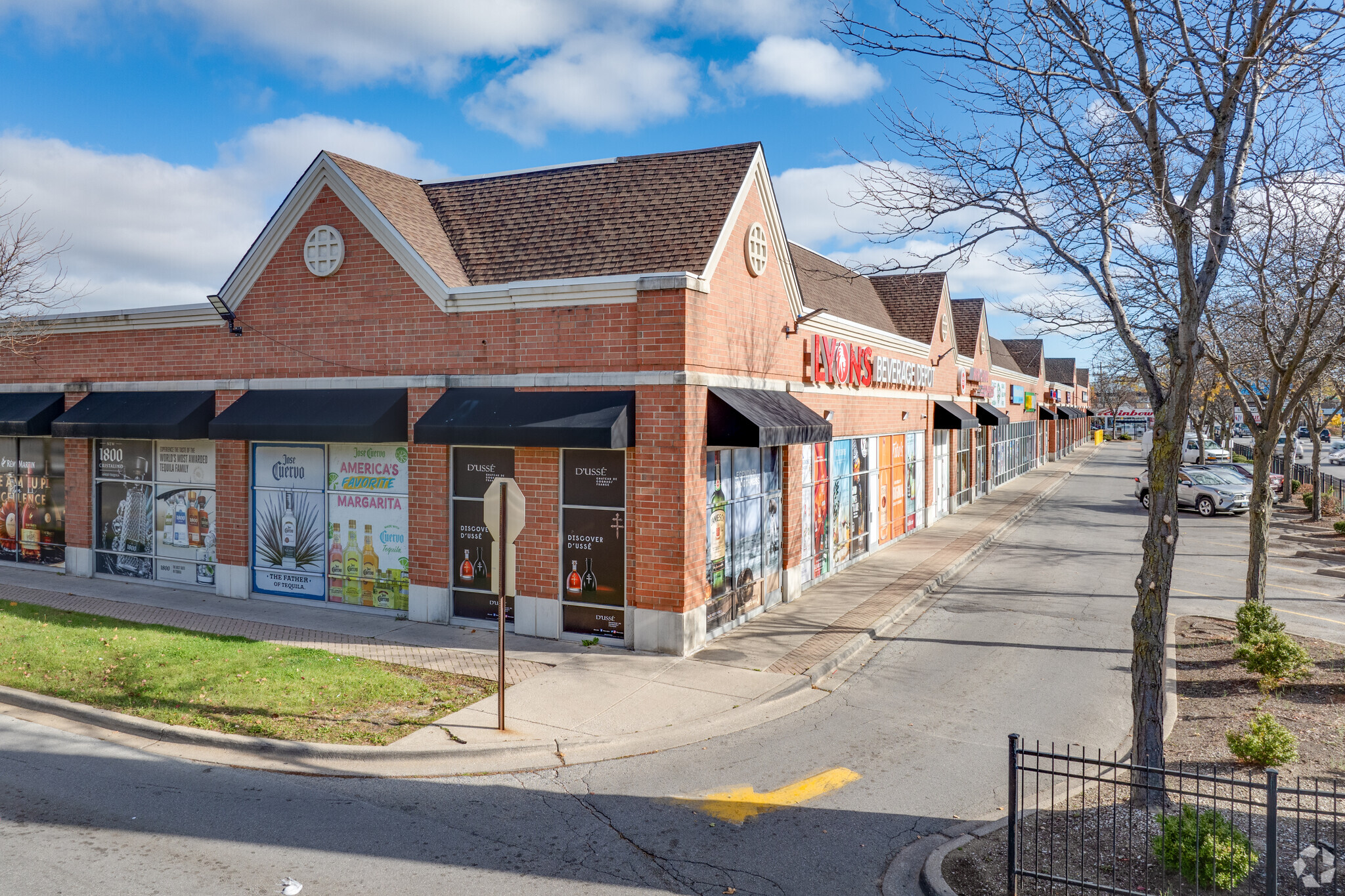 8560 S Cottage Grove Ave, Chicago, IL à louer Photo de l’immeuble– Image 1 sur 27