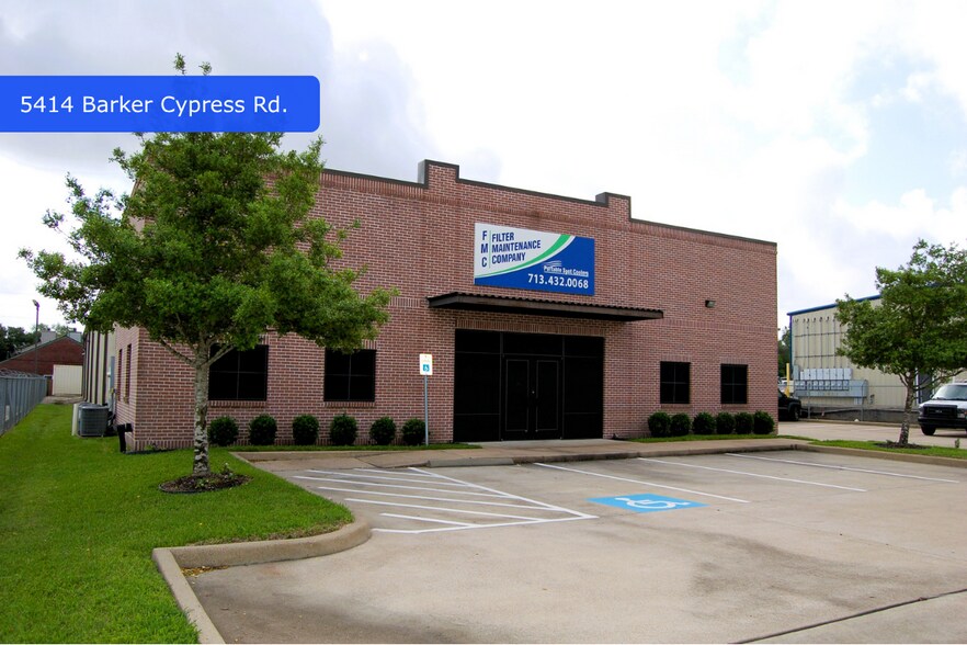 5414 Barker Cypress Rd, Houston, TX à vendre - Photo de l’immeuble – Image 2 sur 7