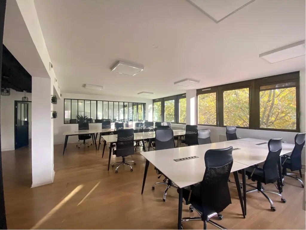 Bureau dans Paris à louer Photo de l’immeuble– Image 1 sur 12