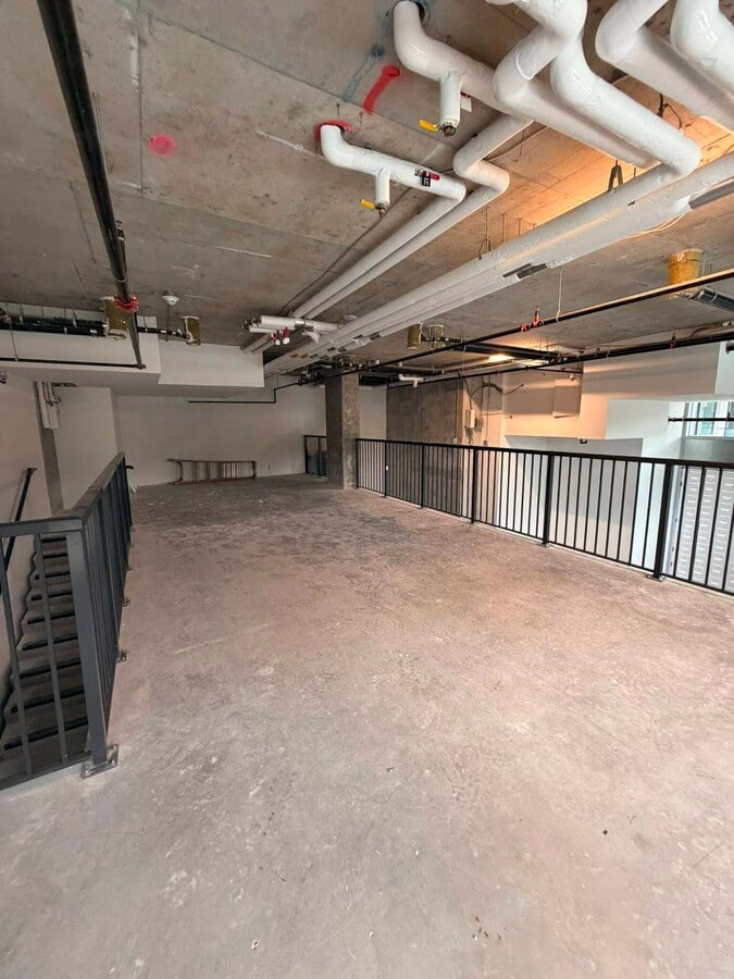 220 East 1st Ave, Vancouver, BC V5T 1A5 - Lot 236 - - Photo intérieure - Image 2 of 2