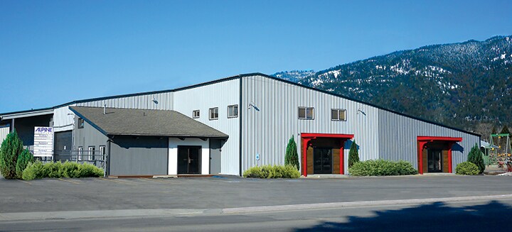 1411 N Division Ave, Sandpoint, ID à louer - Photo de l’immeuble – Image 2 sur 4