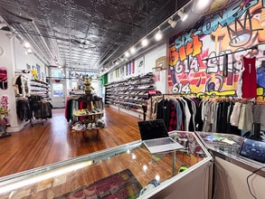 962-964 N High St, Columbus, OH à louer Photo intérieure– Image 1 sur 2