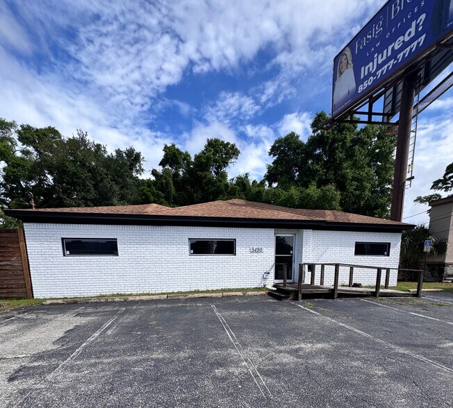 3480 Barrancas Ave, Pensacola, FL à louer - Photo intérieure – Image 3 sur 17