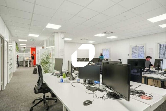 Plus de détails pour Bureau à louer