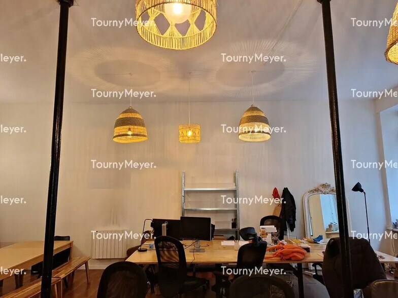 Bureau dans Bordeaux à louer - Photo de l’immeuble – Image 2 sur 8