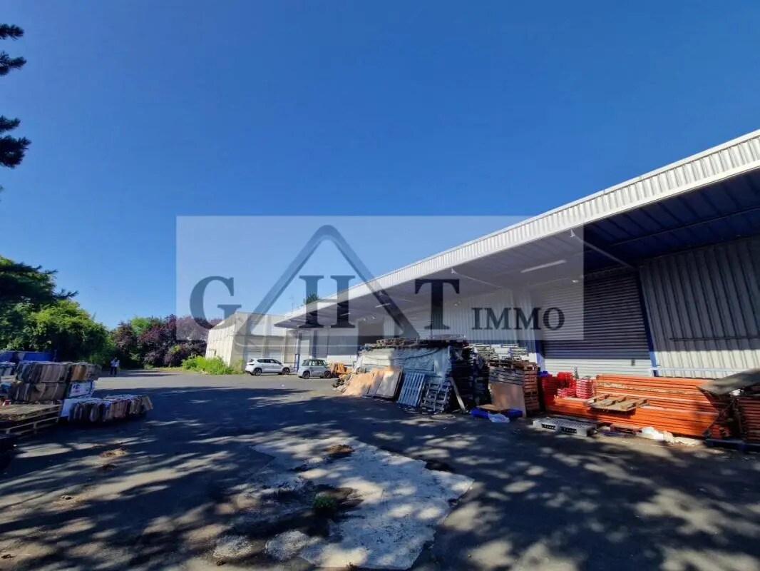 Bureau dans Sarcelles à louer Photo de l’immeuble– Image 1 sur 11