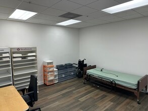 6435-6471 W Commercial Blvd, Tamarac, FL à louer Photo intérieure– Image 2 sur 11