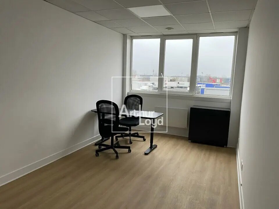 Bureau dans Moissy-Cramayel à louer Photo intérieure– Image 1 sur 5