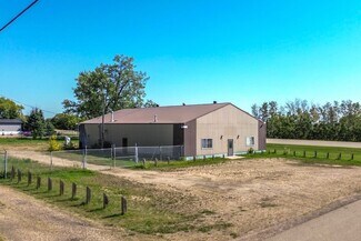 Plus de détails pour 24 Railway Ave, Erskine, AB - Local d’activités à vendre