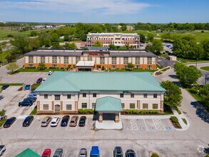 1741 NE Douglas St, Lees Summit, MO - VUE AÉRIENNE  vue de carte