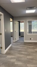 650 S Prospect Ave, Hartville, OH à louer - Vidéo sur l’annonce professionnelle 
