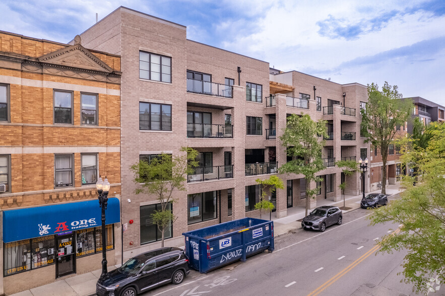 4537 N Clark St, Chicago, IL à vendre - Photo principale – Image 1 sur 12