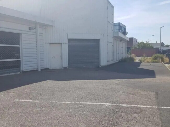 Plus de détails pour Bureau à louer