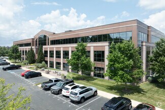 Easily Divisible Turnkey Vacant Office - Bureau