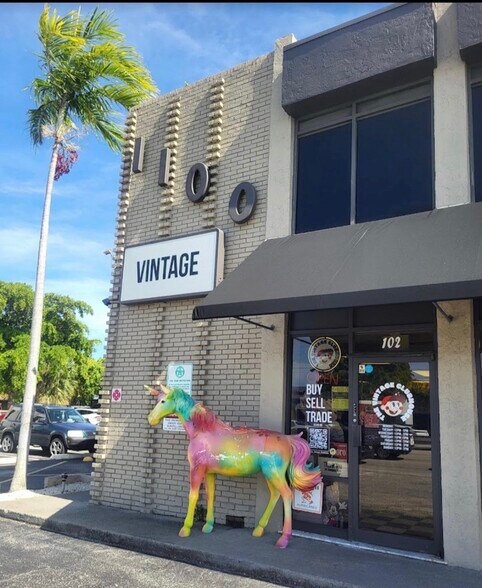 1100 E Oakland Park Blvd, Oakland Park, FL à louer - Photo de l’immeuble – Image 3 sur 4