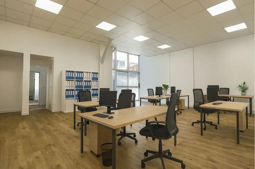 23 Rue Sébastien Mercier, Paris à louer - Photo de l’immeuble – Image 2 sur 5