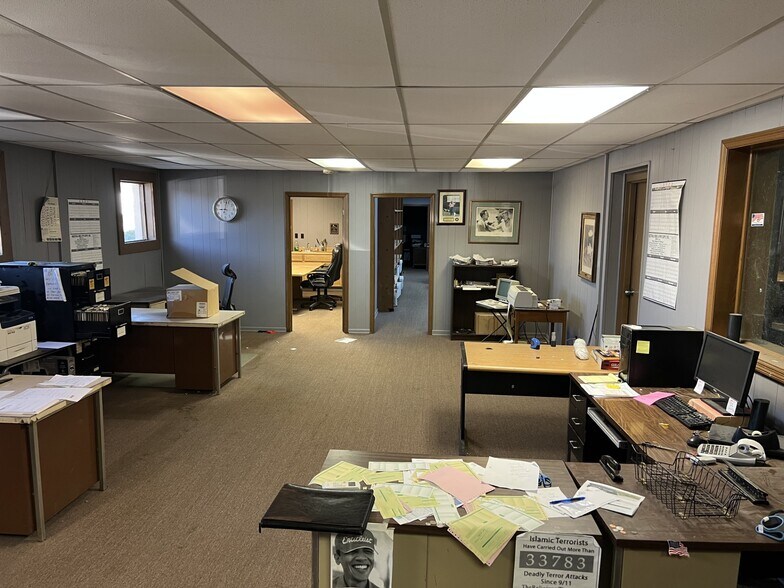 496-544 E Industrial Way, Macon-Bibb, GA à vendre - Photo de l’immeuble – Image 2 sur 5