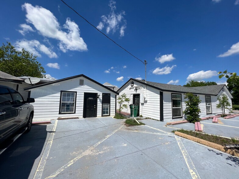 804 W 2nd St, Taylor, TX à vendre - Photo de l’immeuble – Image 1 sur 18