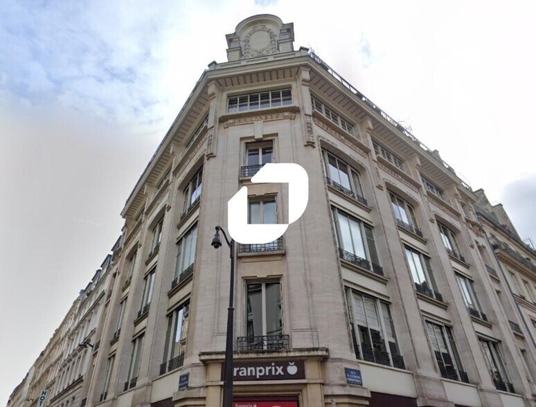 42 Rue Du Faubourg Poissonnière, Paris à louer - Photo de l’immeuble – Image 1 sur 7