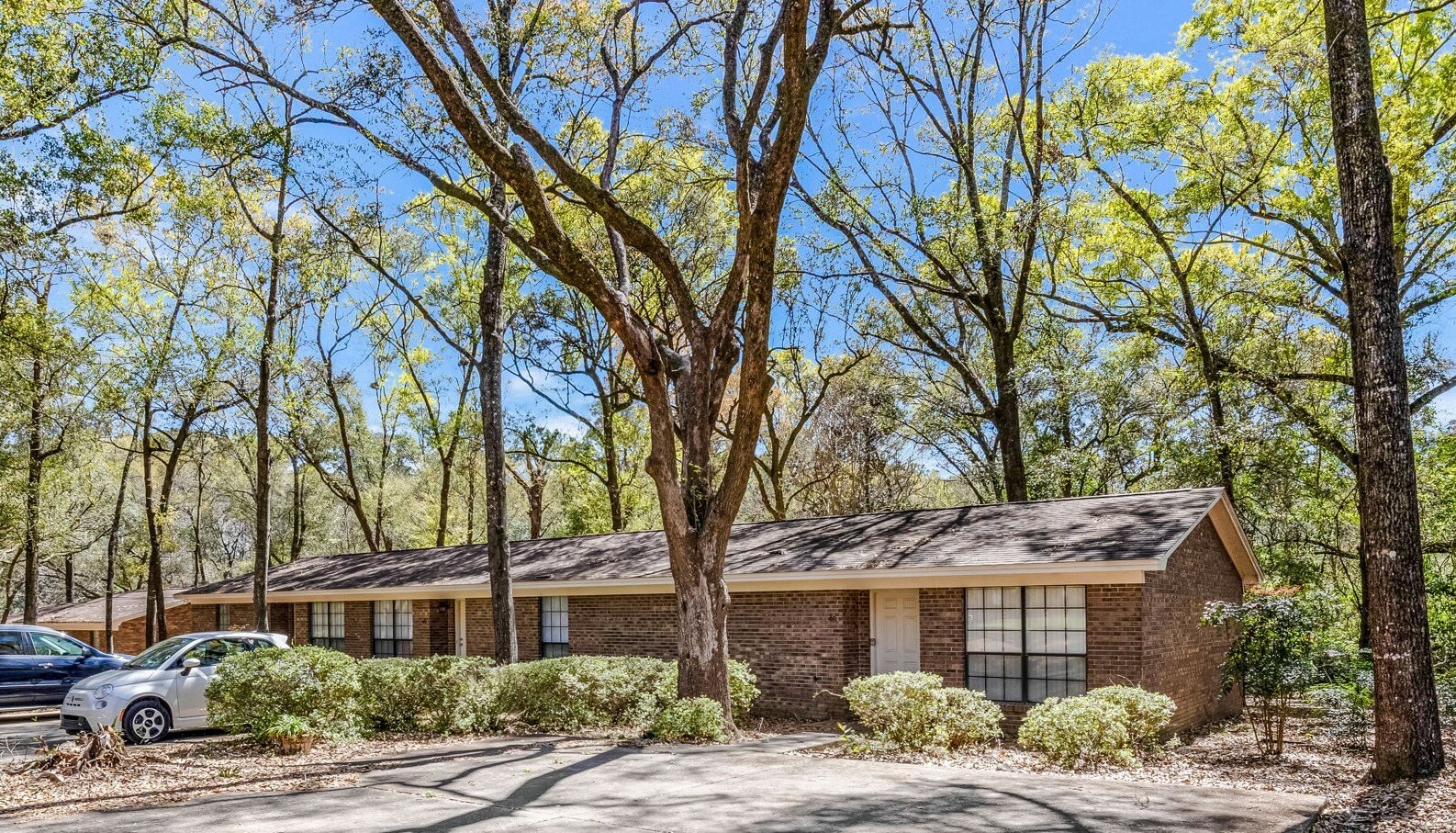8640 Jernigan Rd, Pensacola, FL à vendre Photo de l’immeuble– Image 1 sur 36