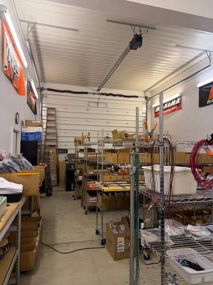 9650 Dixie Hwy, Clarkston, MI à louer - Photo principale – Image 1 sur 4