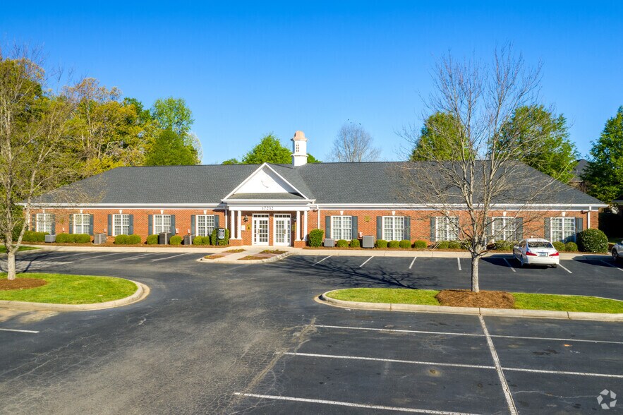 17232 Lancaster Hwy, Charlotte, NC à vendre - Photo de l’immeuble – Image 3 sur 6