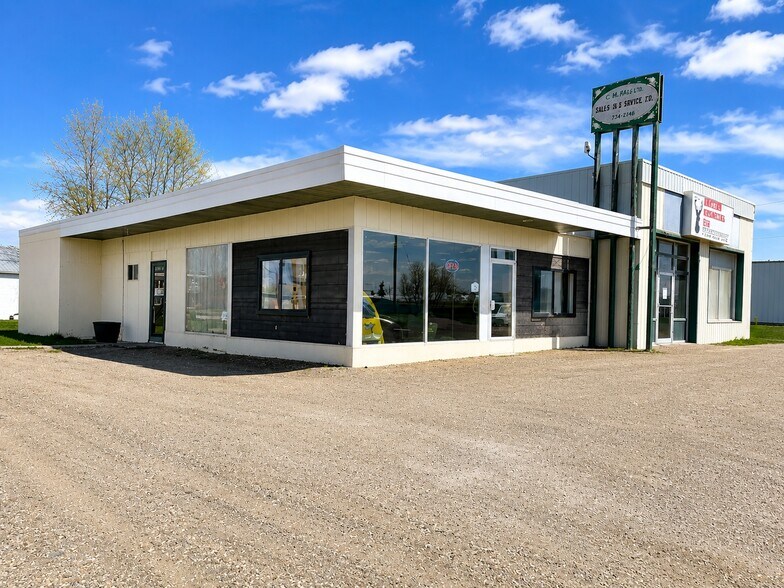 5003 50 St, Mundare, AB à vendre - Photo de l’immeuble – Image 2 sur 7